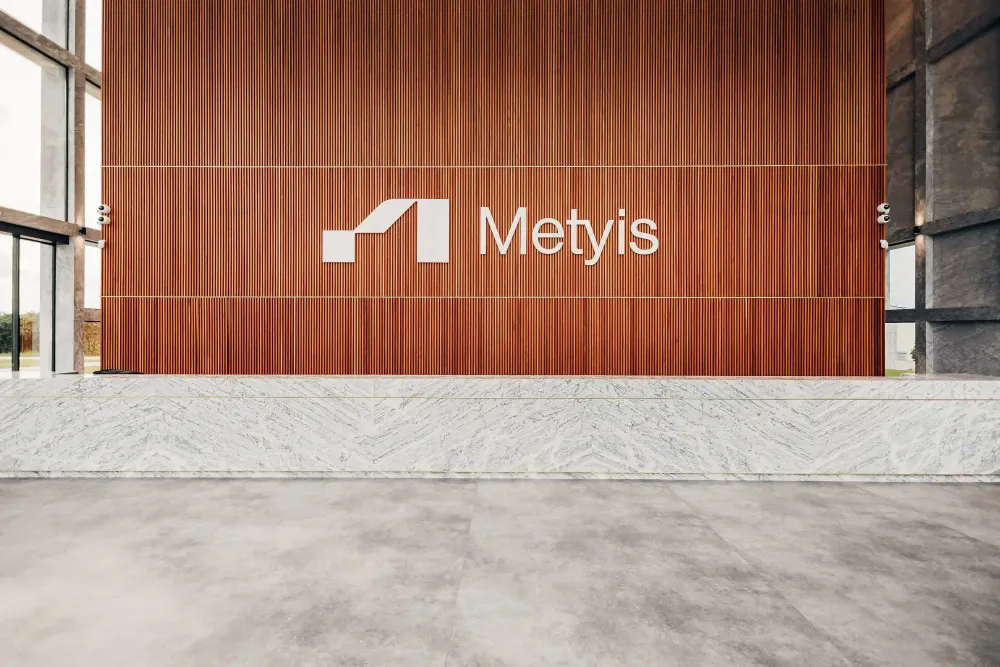 Metyis logo on Porto's HUGO BOSS Digital Campus hall